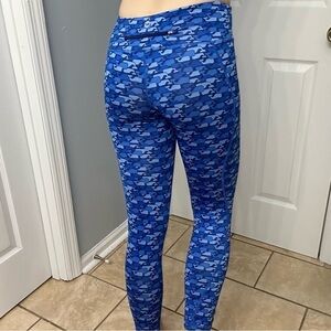Vineyard Vines Leggings Pants Blue Whale Preppy Cropped 7/8 Gym Size Small New